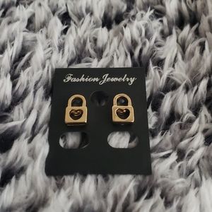 Gold-filled 🔒 shaped stud earrings